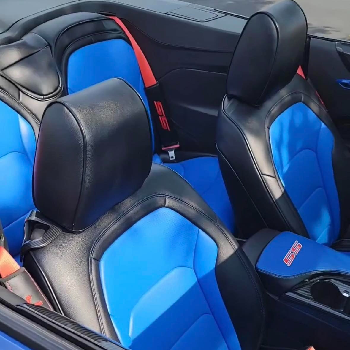 2016 - 24 Camaro Two-Tone Convertible Leather Seat Covers | KustomCover