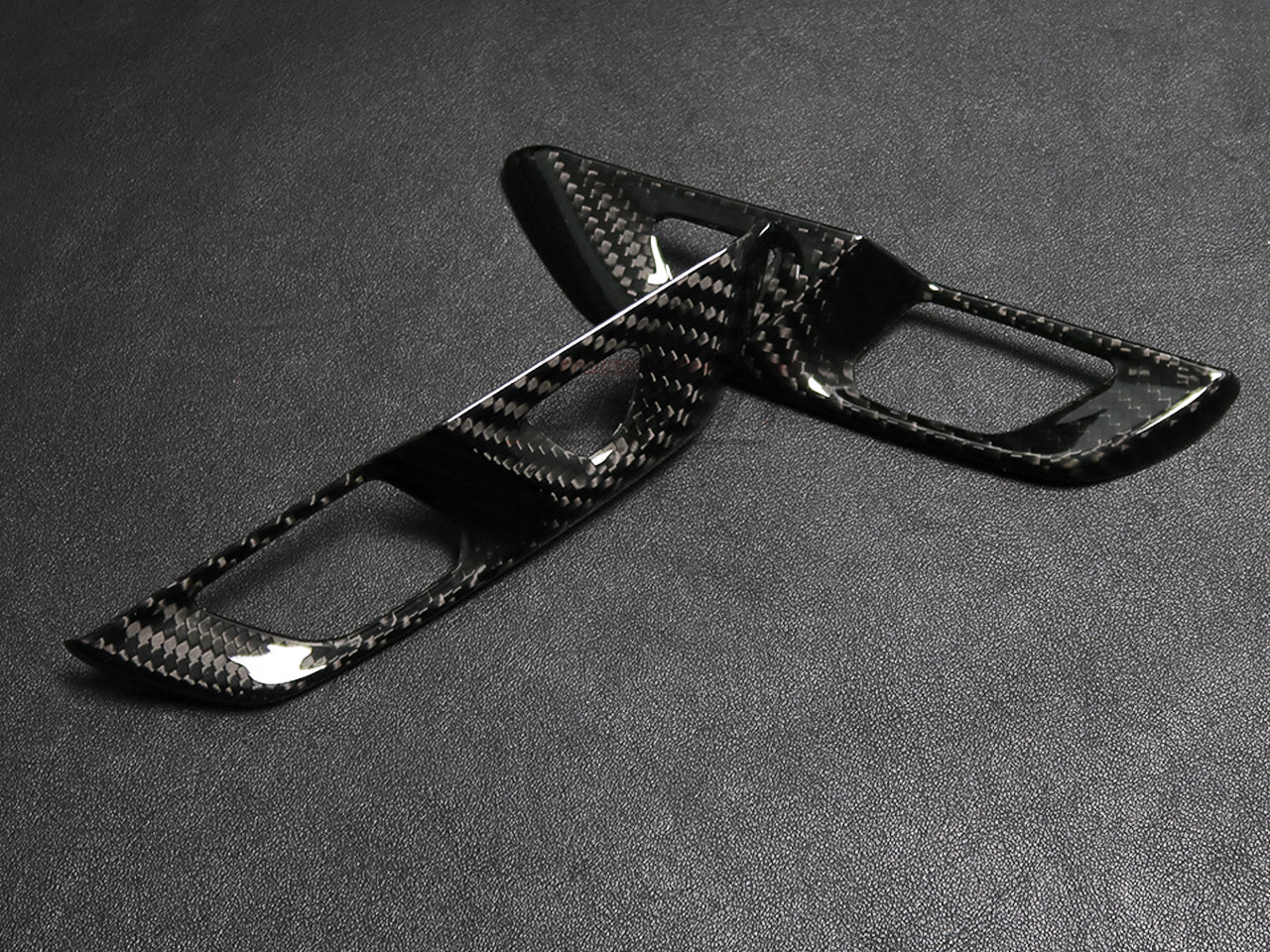 C8 Corvette Carbon Fiber Unlock/Lock Button Trim Cover | Next-Gen Carbon