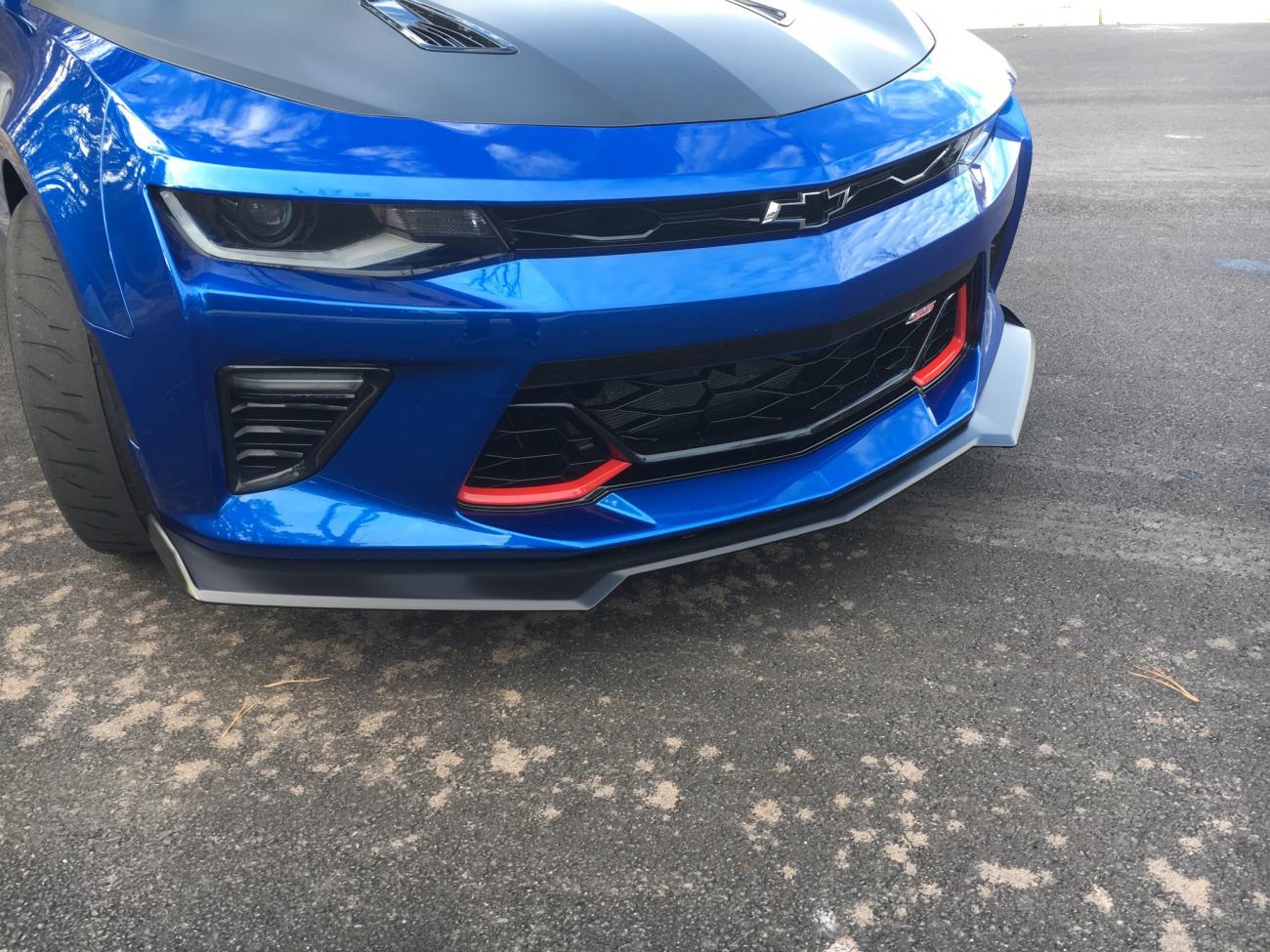 2016 - 24 Camaro 1LE Facelift Gloss Black Front Splitter