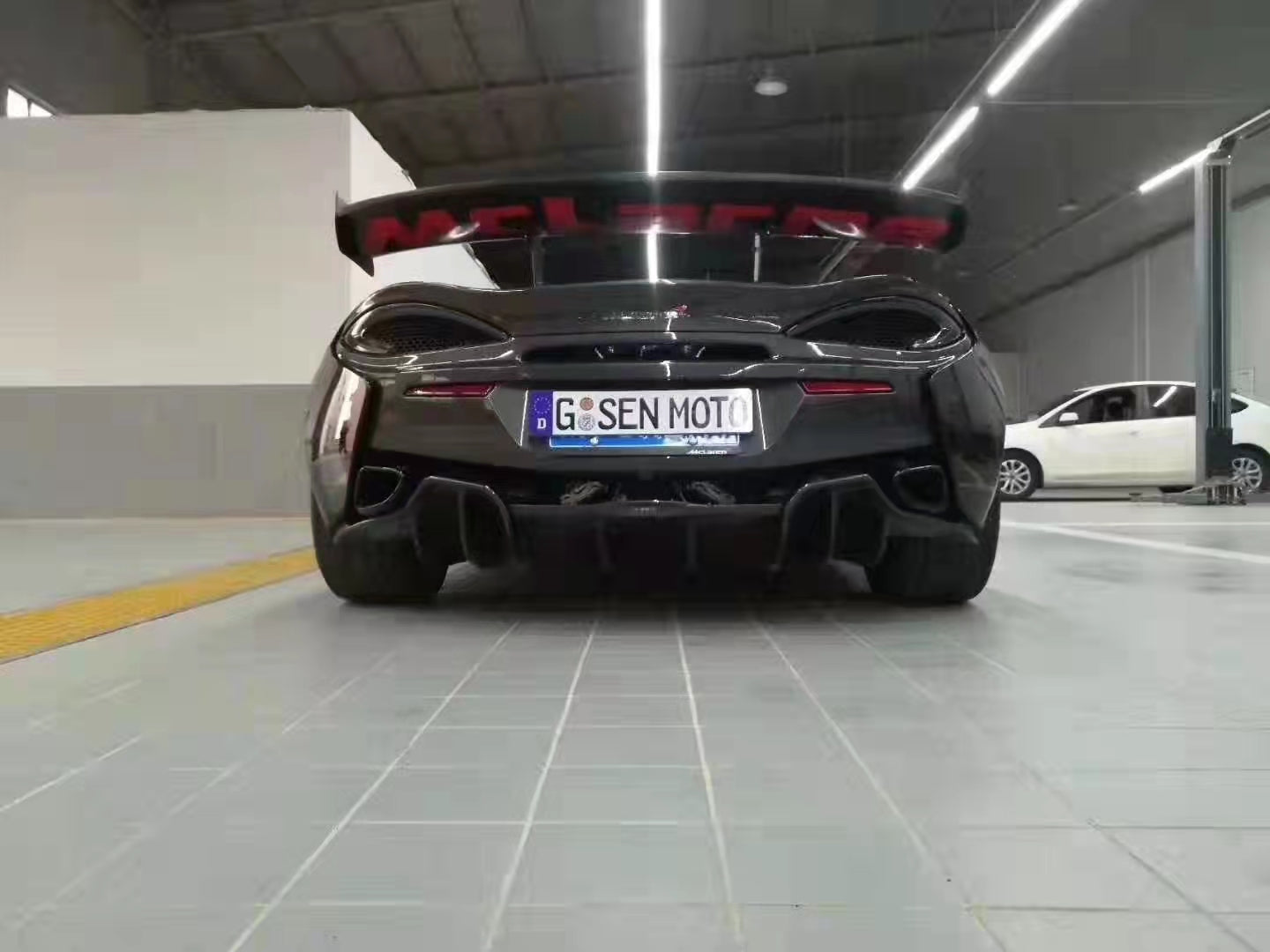 McLaren XT Carbon Fiber High Wing Spoiler | 2015+ 570S 570GT 540C
