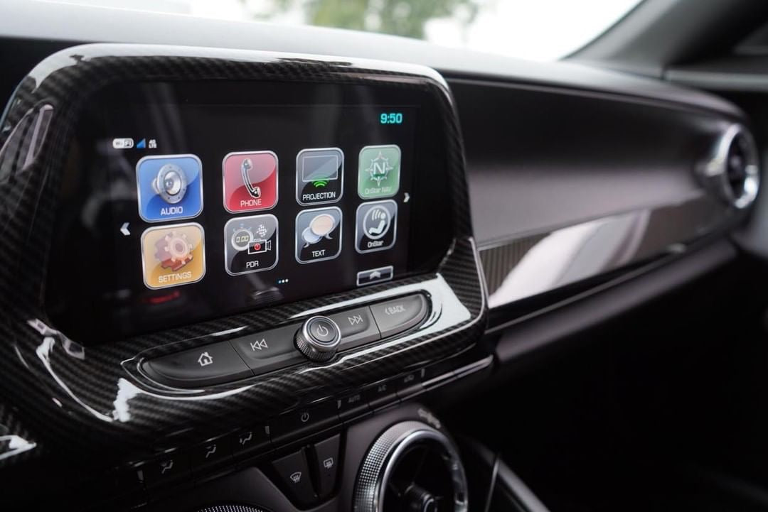 2016 - 24 Camaro Radio Screen Trim Cover | Carbon Fiber / Colored