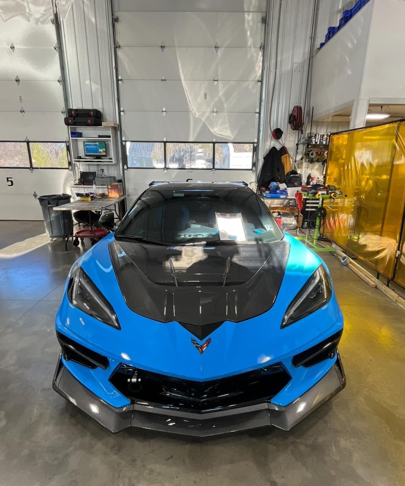 C8 Corvette ZR1 Style Hood