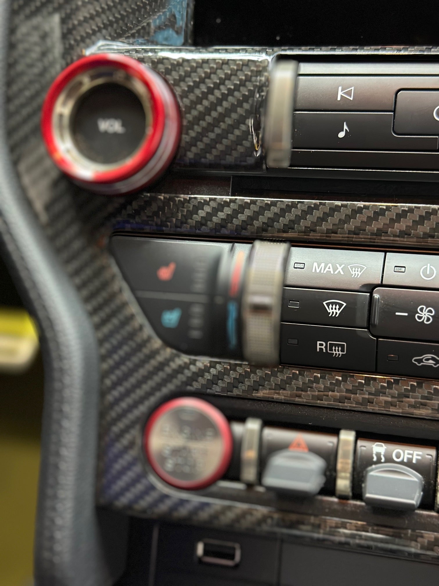 2015 - 23 Mustang Real Carbon Fiber Radio Nav Trim Cover | Next-Gen Carbon