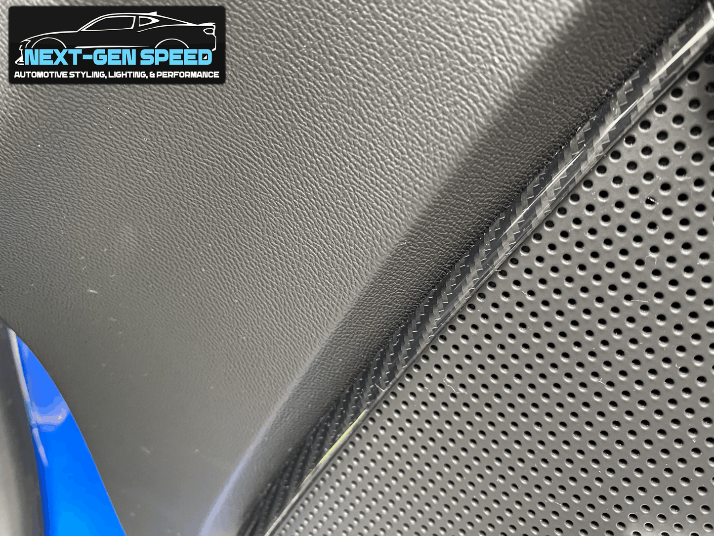 2016 - 24 Camaro Carbon Fiber/Colored Speaker Door Trim | Carbon Fiber / Red