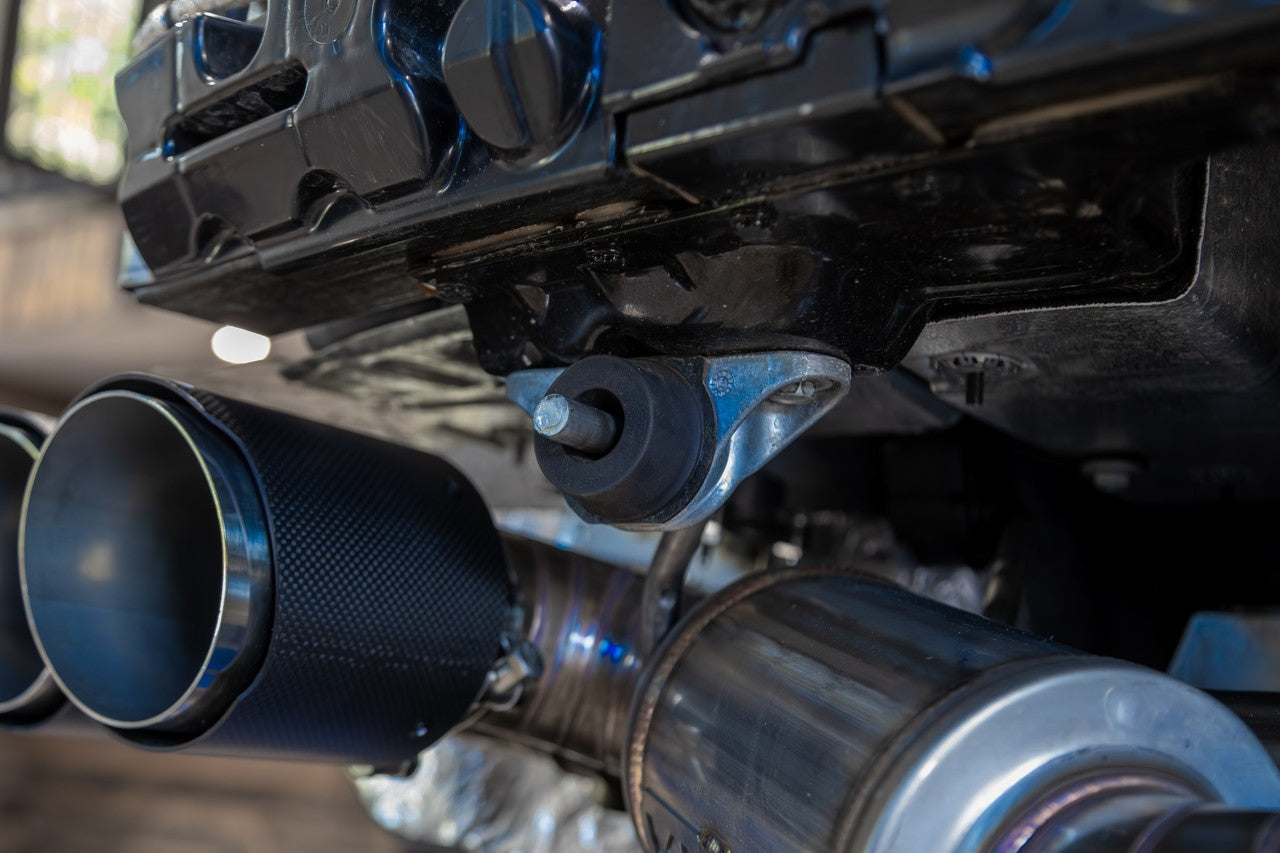 C8 Corvette MBRP Stingray 3" Quad Rear Outlet Cat-Back Exhaust - Carbon Tips