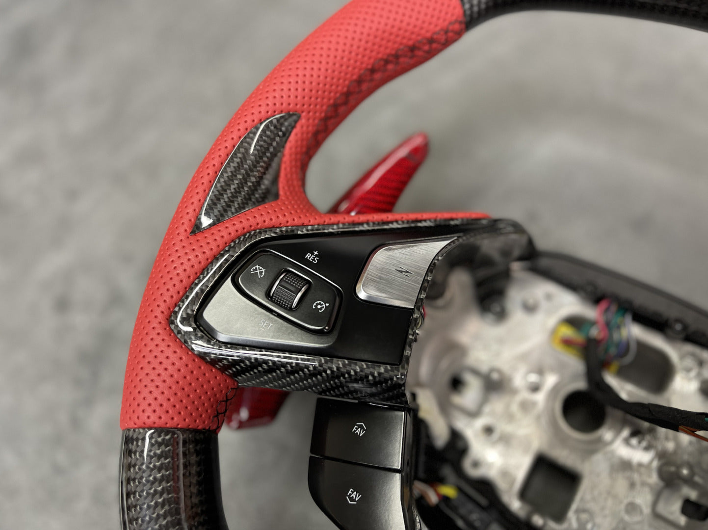 C8 Corvette Stingray / Z06 Carbon Fiber LED Steering Wheel (Complete/Heated) | Next-Gen Carbon