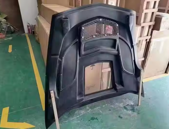 2014 - 19 C7 Corvette Carbon Fiber XT Vented Hood with Glass Window