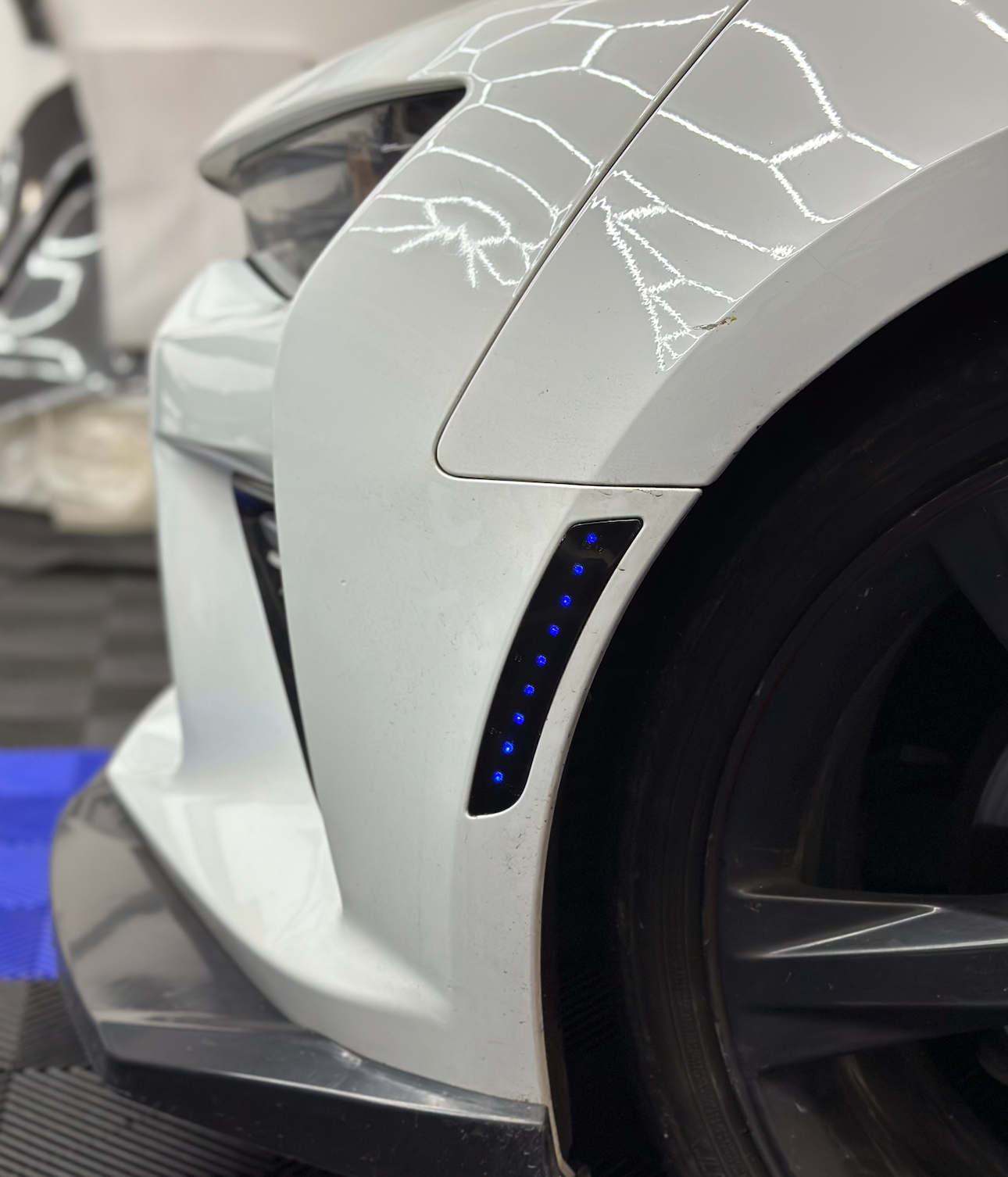 2016 - 24 Camaro Smoked LED RGB/Flow Side Marker Lights | Color Changing