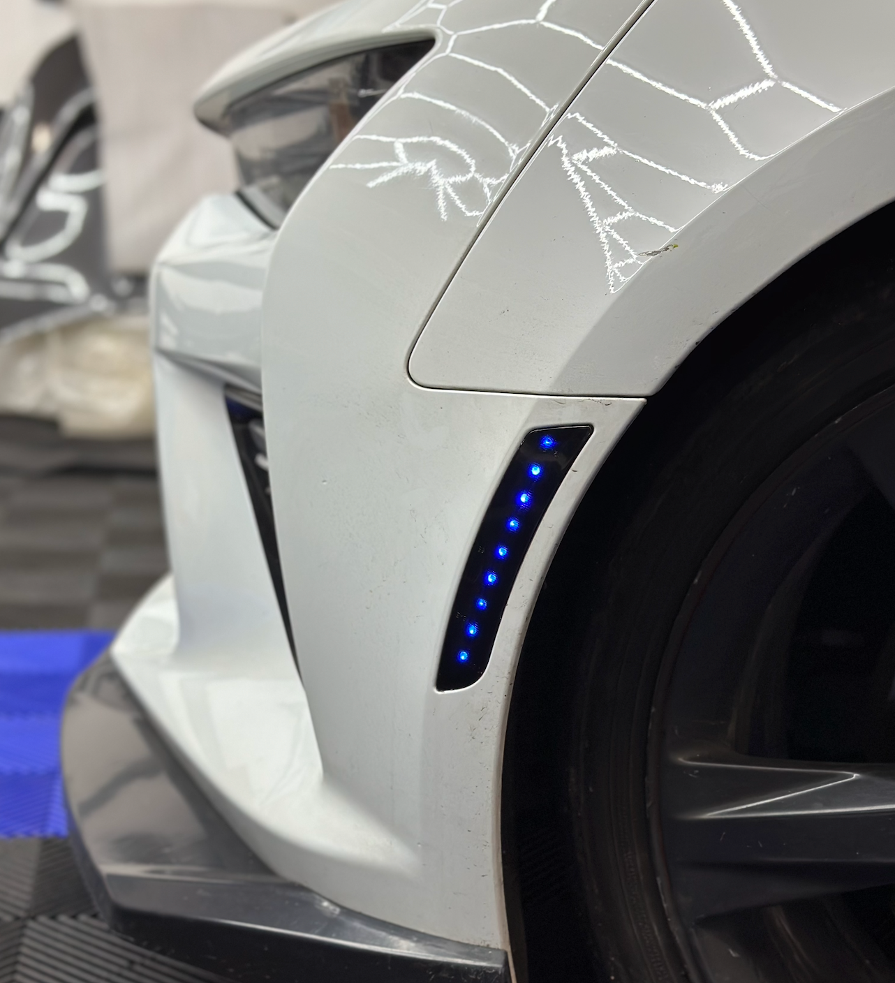 2016 - 24 Camaro Smoked LED RGB/Flow Side Marker Lights | Color Changing