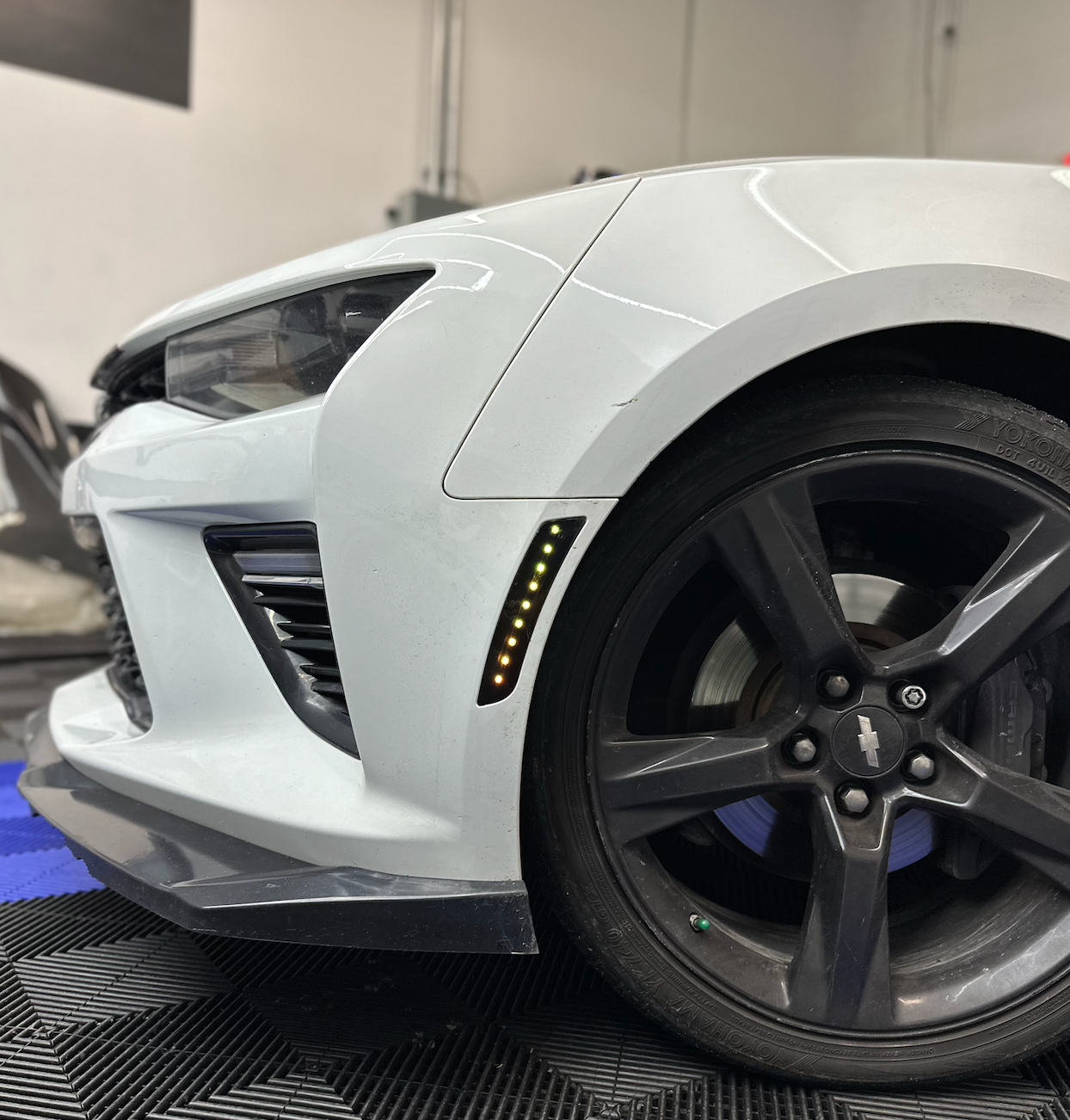 2016 - 24 Camaro Smoked LED RGB/Flow Side Marker Lights | Color Changing