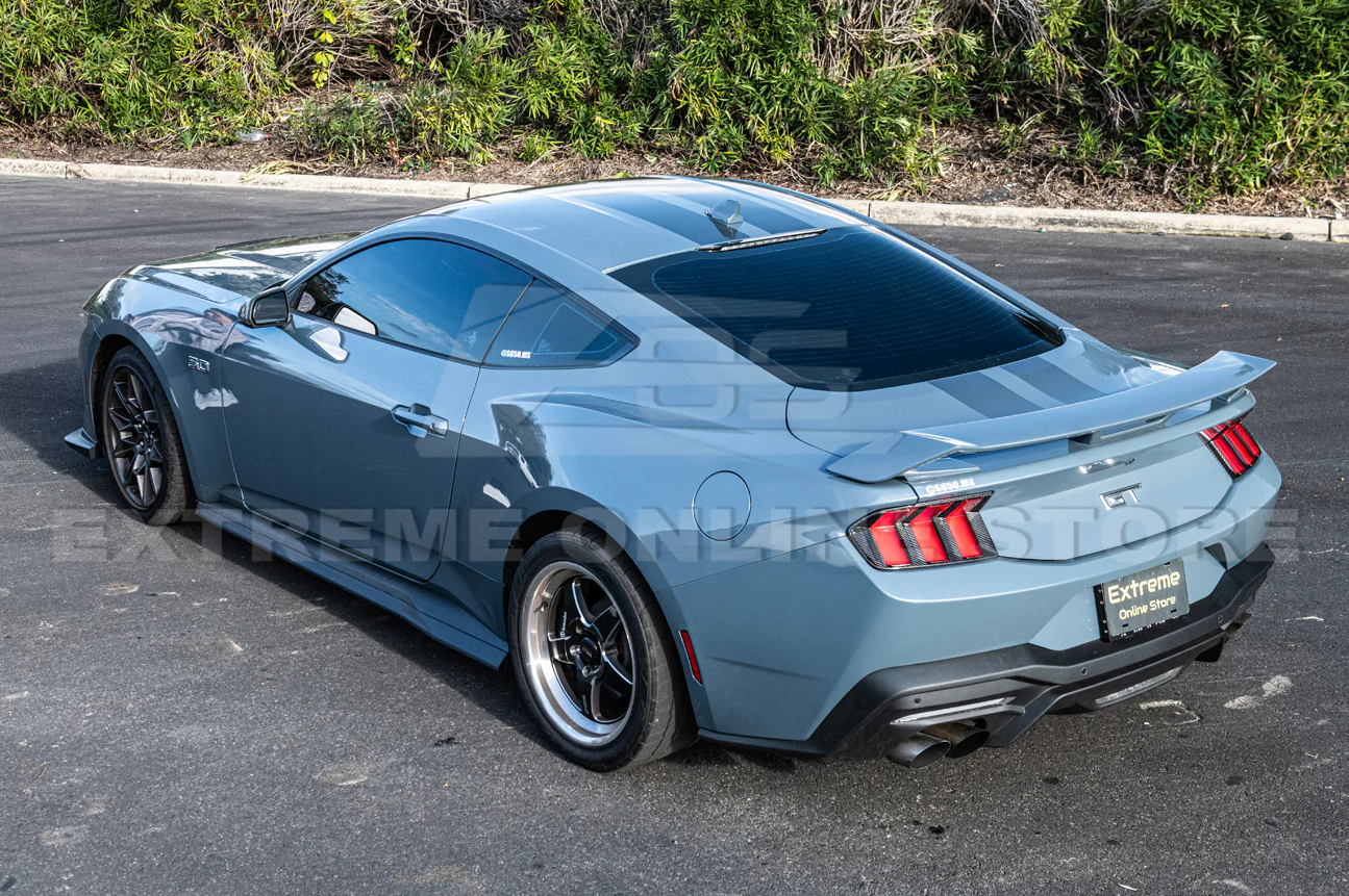 2024+ Mustang S650 Carbon Fiber Rear Tail Light Trim Bezel Cover