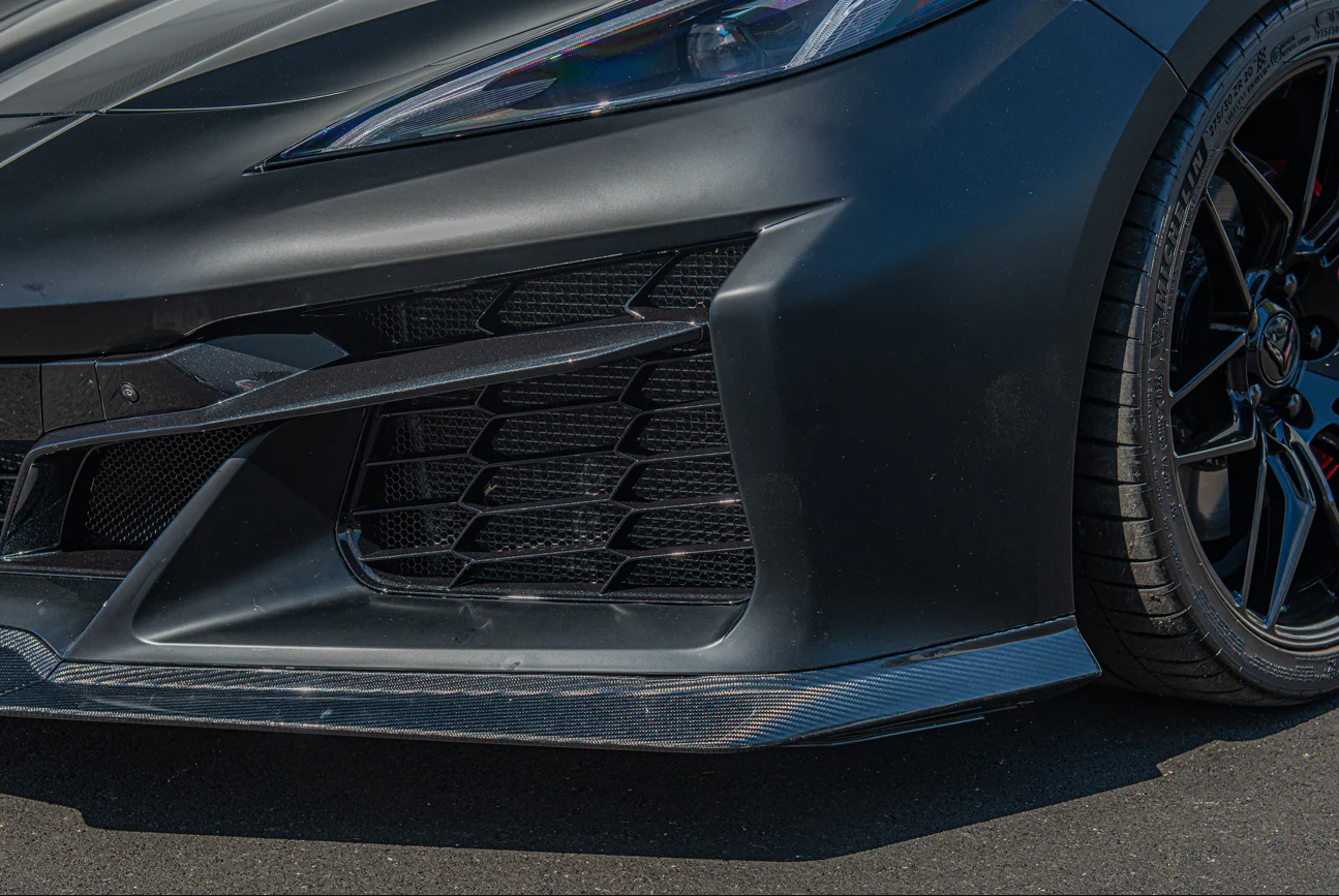 C8 Corvette Z06 / E-Ray 3 Piece Front Lip Splitter (Carbon Fiber/ Carbon Flash)