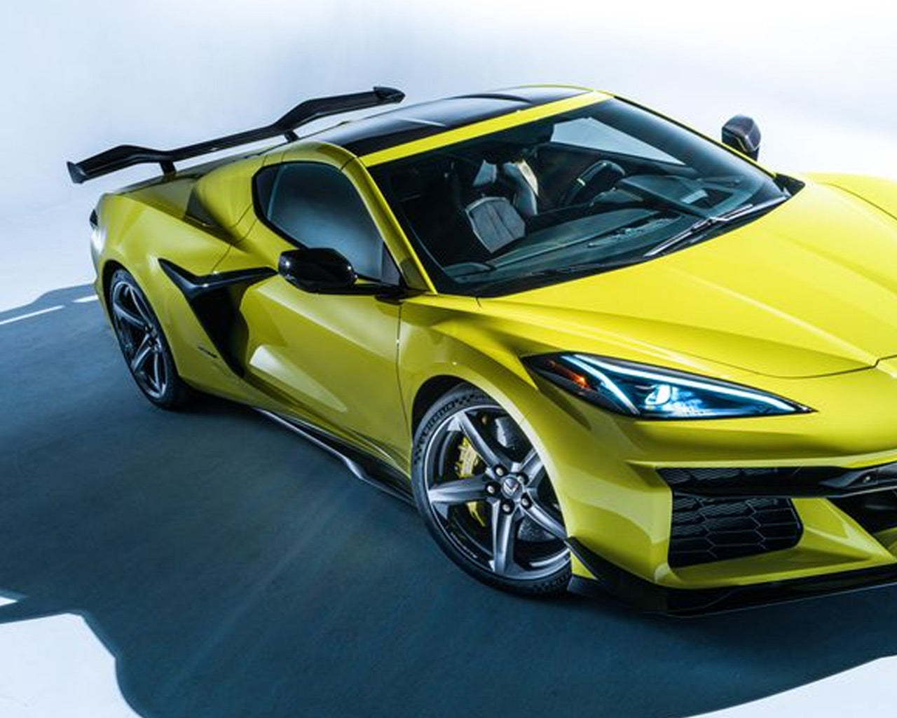 C8 Corvette Z07 Side Skirts for Z06 (Carbon Fiber / Carbon Flash) | C7Carbon