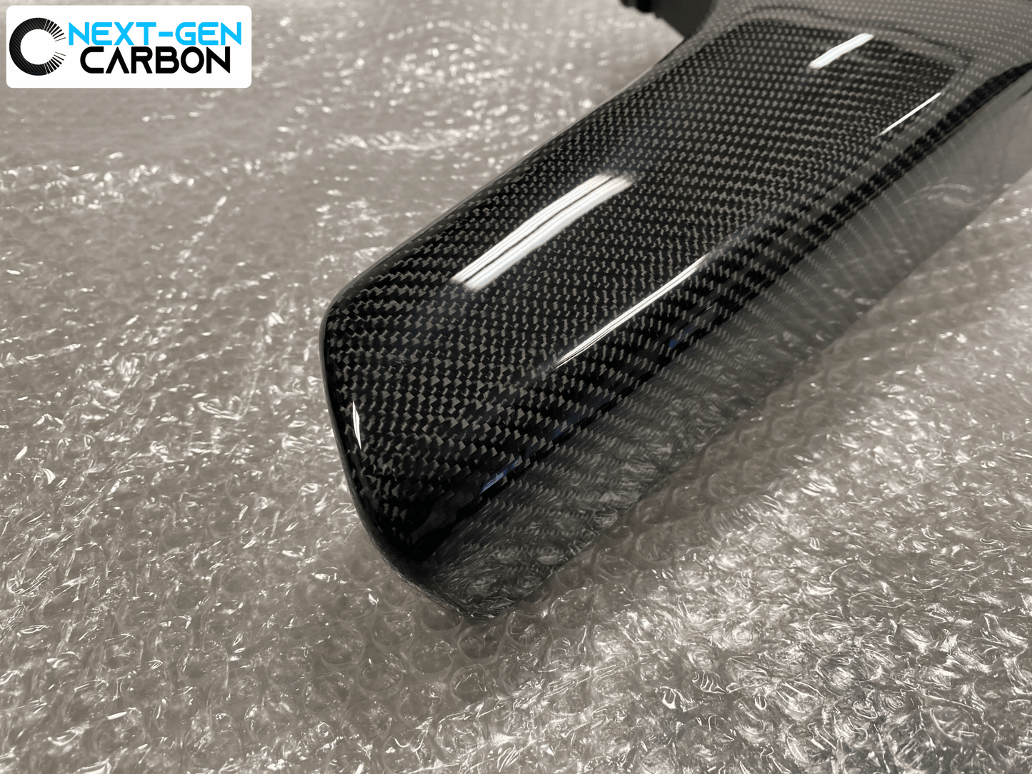 2016 - 24 Camaro Carbon Fiber Center Console Lid | Next-Gen Carbon
