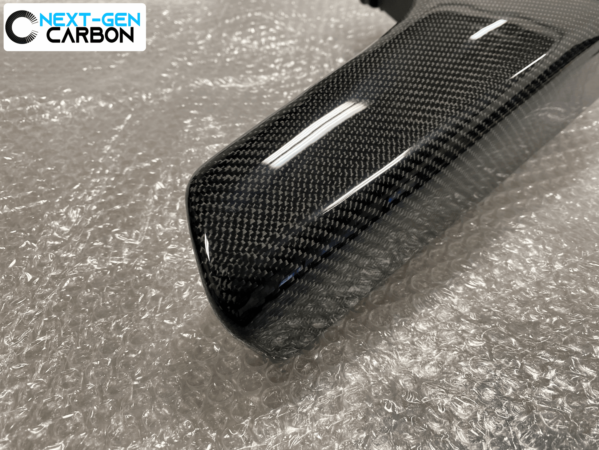 2016 - 24 Camaro Carbon Fiber Center Console Lid | Next-Gen Carbon