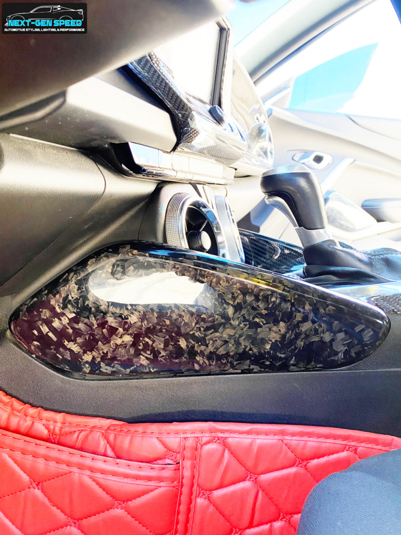 2016 - 24 Camaro Forged Carbon Door/Console Knee Pads Kit | Next-Gen Carbon
