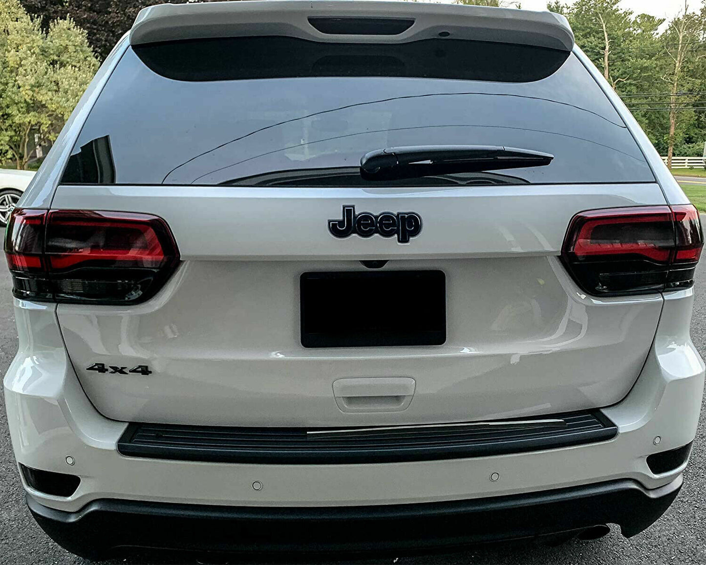 2014 - 20 Grand Cherokee/SRT/Trackhawk Smoked Tail Light Tint
