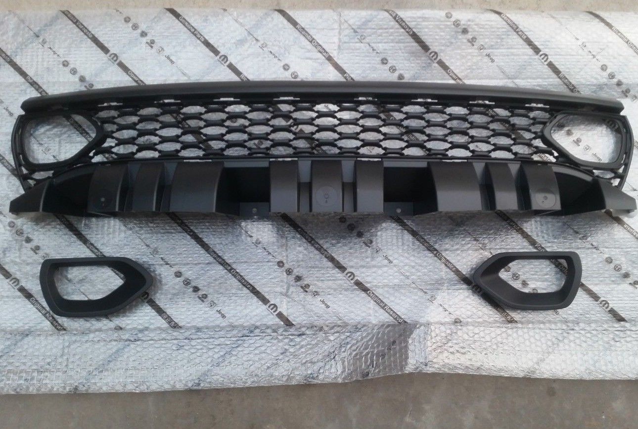 2015 - 24 Charger SRT Front Snorkel Grille