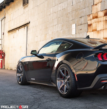 2015-24 Mustang 19'' Project 6GR Seven Spoke Black Staggered Concave Wheels